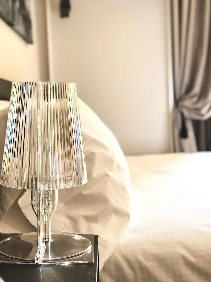 בית הארחה Bue Nero Suites ורונה